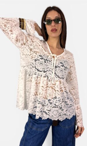 Blusa Pizzo Floreale Taglio Impero nero,bianco by MYRA