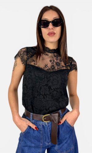 Top Pizzo Floreale Scollo Cuore Trasparenze nero,bianco by MYRA